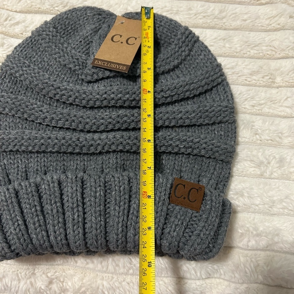 NWT C.C. Toque - Picture 7 of 7